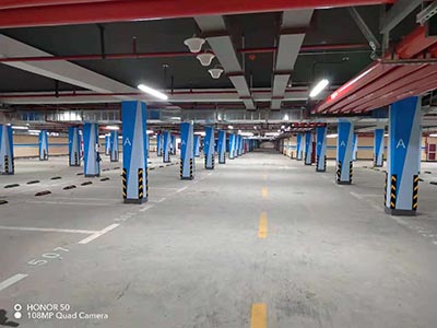 444d0f11e950357eda4b5e3ef8b2081.jpg 停車場車位標(biāo)準(zhǔn)尺寸及規(guī)定,小區(qū)車庫車位劃線標(biāo)準(zhǔn)尺寸是多少?