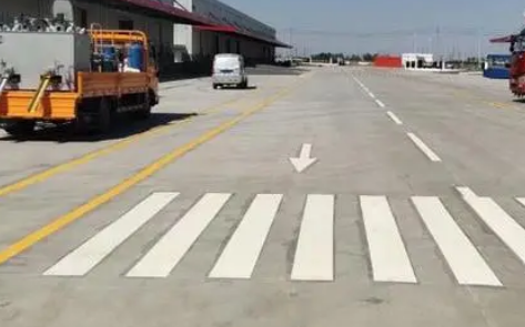 蘇州熱熔劃線和冷涂劃線價格差異為什么那么大？