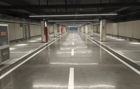 蘇州吳江廠區車位劃線施工,找飛揚市政 蘇州吳江廠區車位劃線施工,找飛揚市政