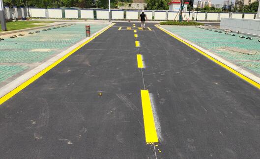 飛揚(yáng)市政,蘇州工廠地面劃線的專(zhuān)業(yè)選擇 飛揚(yáng)市政,蘇州工廠地面劃線的專(zhuān)業(yè)選擇