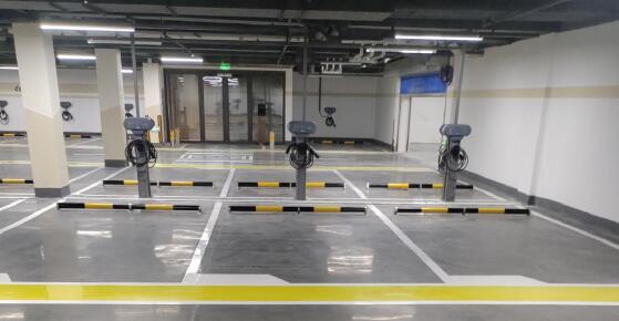 蘇州車位劃線，飛揚專業施工團隊